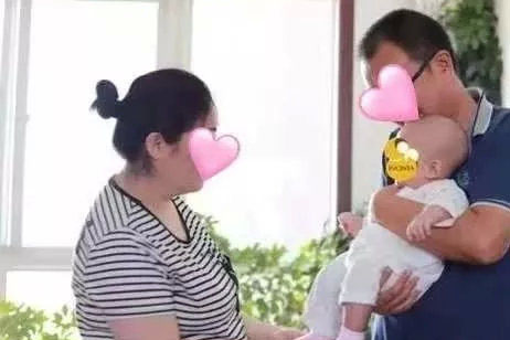 贵州魏则西60岁父母通过试管婴儿重获一子